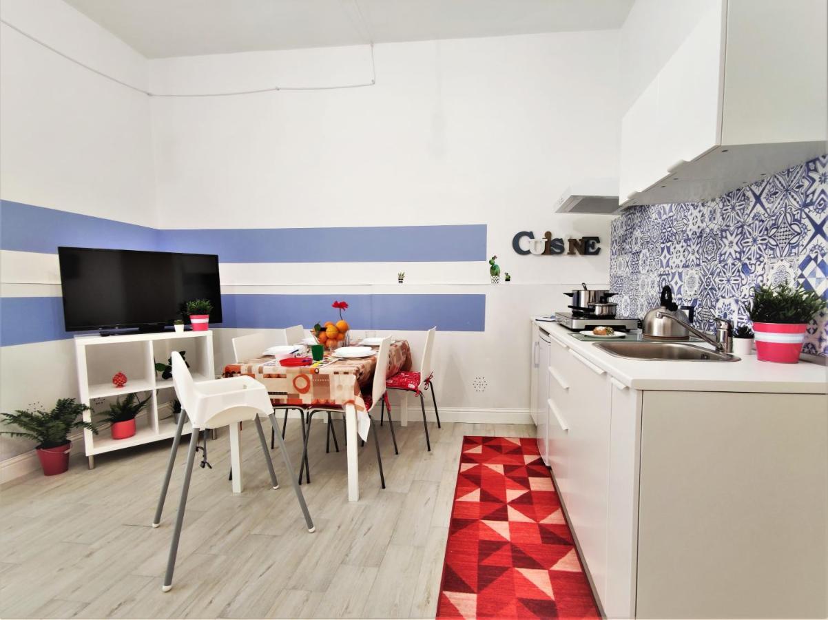 Central Apartments Caronda Street Catania Eksteriør billede