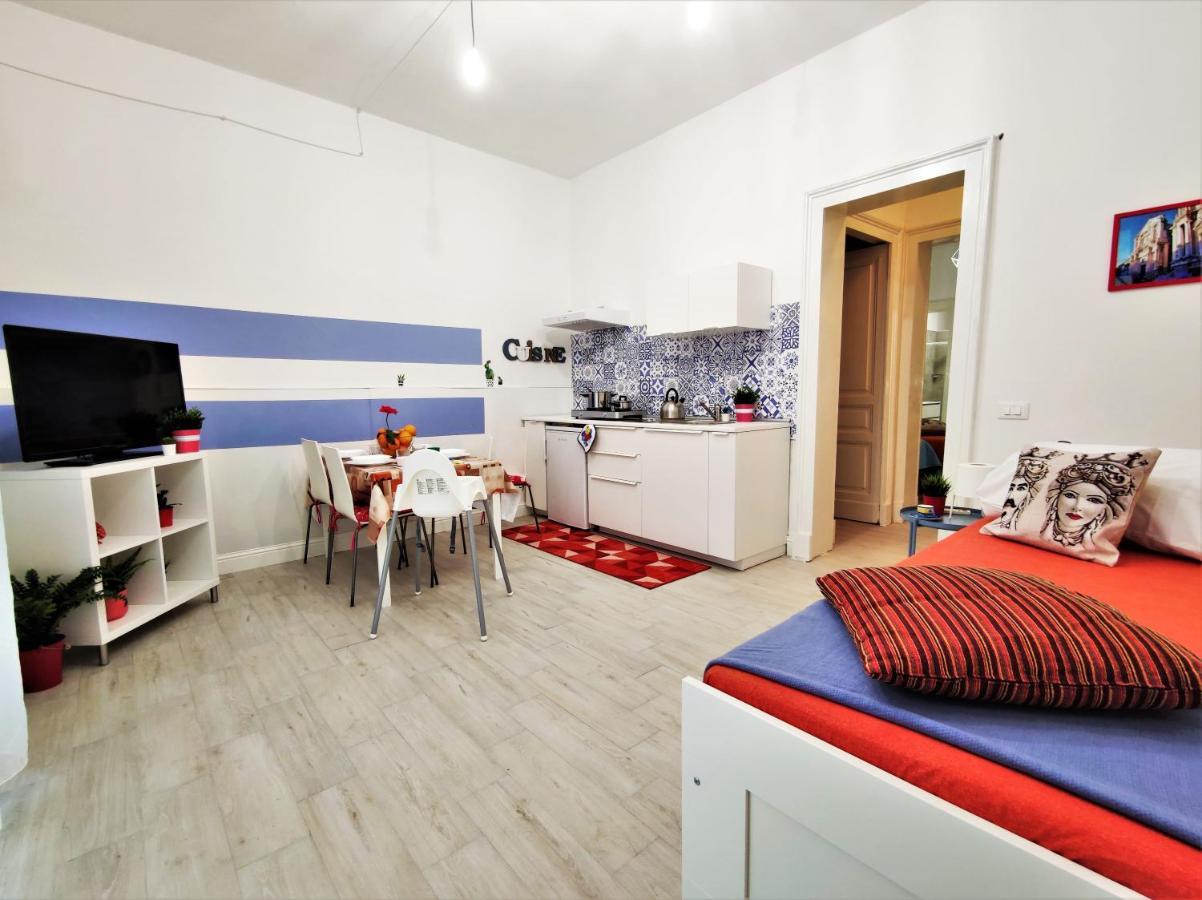 Central Apartments Caronda Street Catania Eksteriør billede