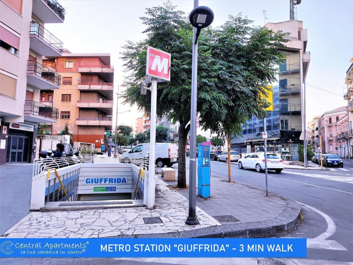 Central Apartments Caronda Street Catania Eksteriør billede